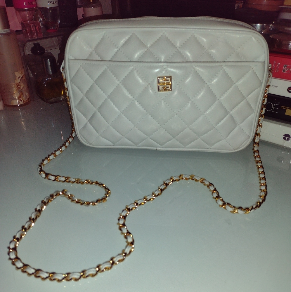 Authentic Vintage Givenchy Crossbody Bag with Gold Chainlink Strap - Picture 14 of 17